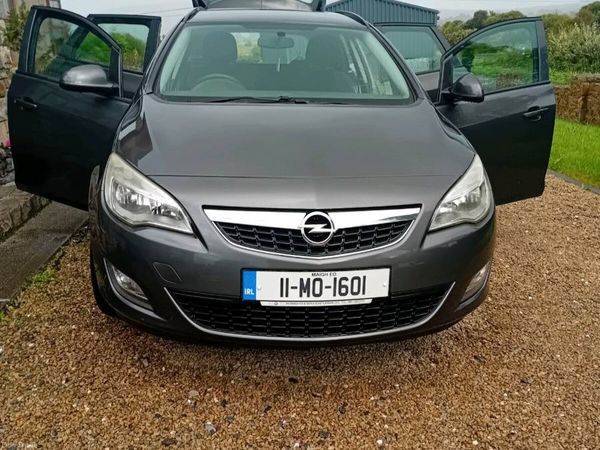 Opel Astra Estate, Diesel, 2011, Grey
