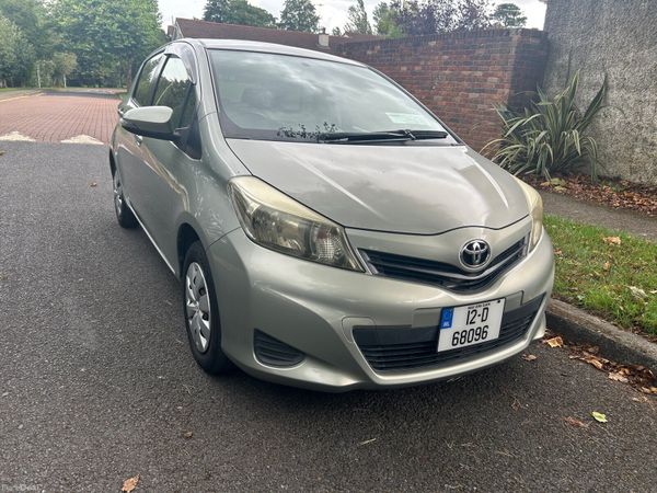 Toyota Vitz Hatchback, Petrol, 2012, Silver