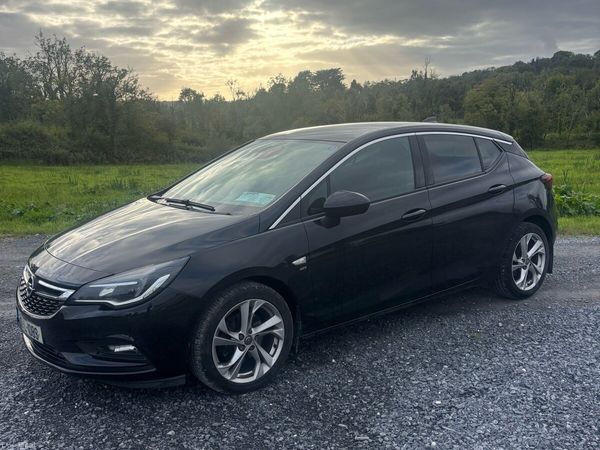 Opel Astra Hatchback, Diesel, 2016, Black
