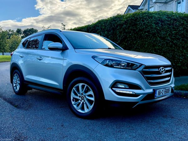 Hyundai Tucson SUV, Diesel, 2016, Silver