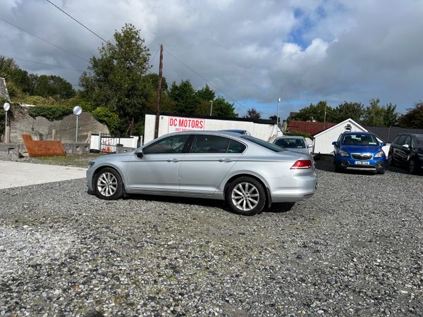 Volkswagen Passat Saloon, Diesel, 2018, Grey