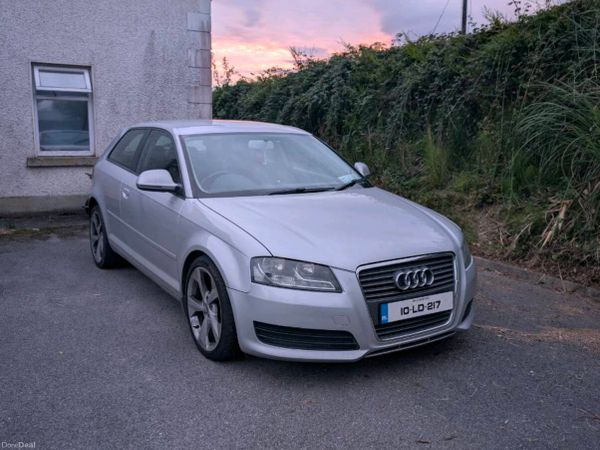 Audi A3 Hatchback, Diesel, 2010, Silver
