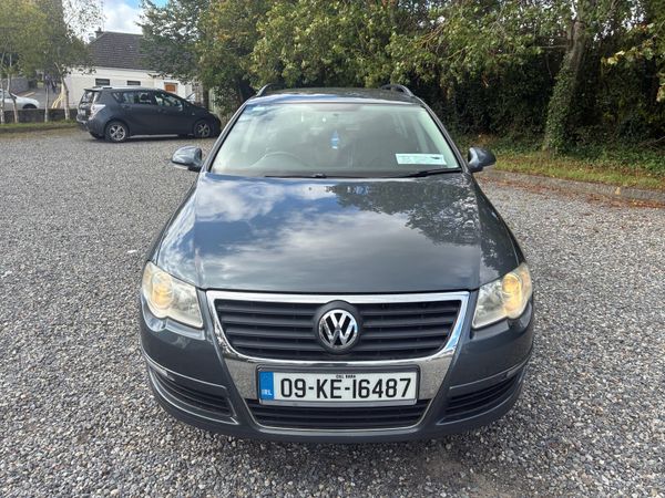 Volkswagen Passat Estate, Diesel, 2009, Grey