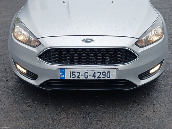 Ford Focus Hatchback, Petrol, 2015, Silver
