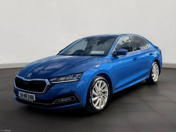 Skoda Octavia Saloon, Petrol, 2024, Blue