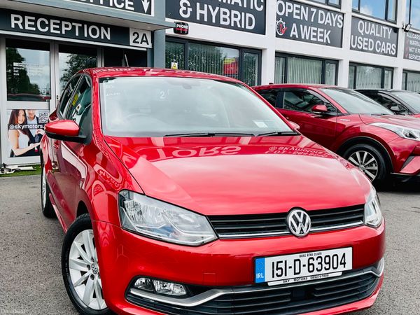 Volkswagen Polo Hatchback, Petrol, 2015, Red
