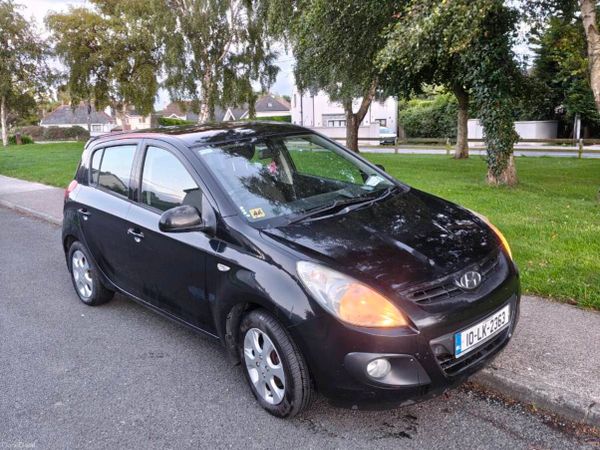 Hyundai i20 Hatchback, Petrol, 2010, Black