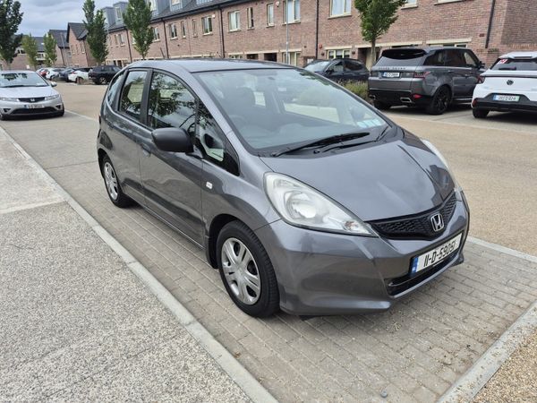 Honda Jazz Hatchback, Petrol, 2011, Grey