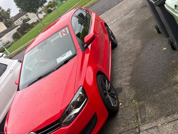 Volkswagen Polo Hatchback, Petrol, 2013, Red