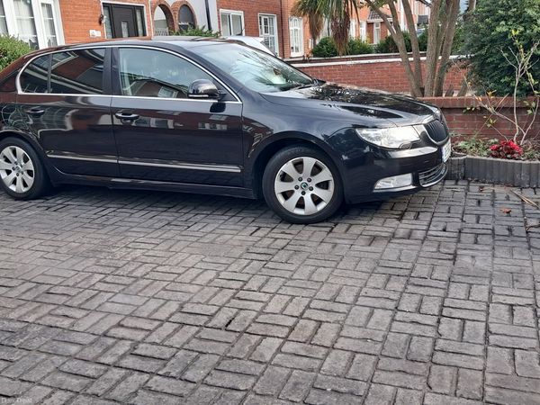 Skoda Superb Saloon, Diesel, 2013, Black
