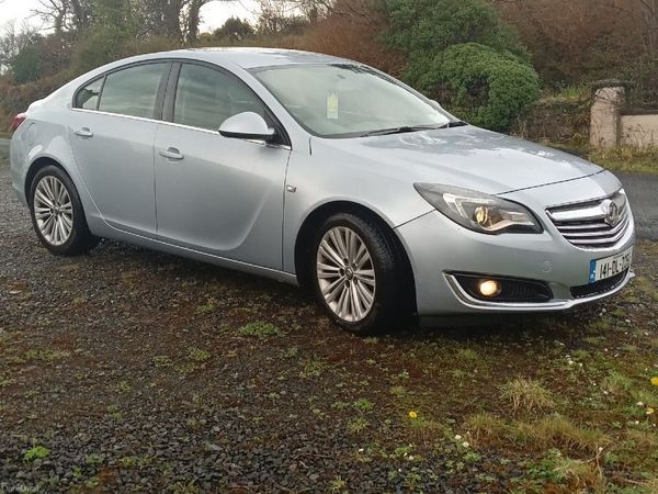 Vauxhall Insignia Hatchback, Diesel, 2014, Silver