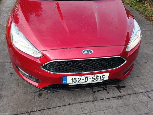 Ford Focus Saloon, Diesel, 2015, Red
