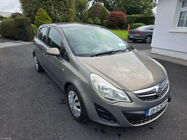 Vauxhall Corsa Hatchback, Petrol, 2013, Brown