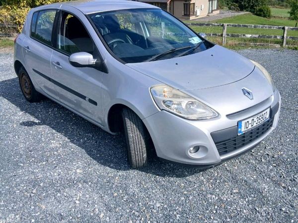 Renault Clio Hatchback, Ethanol Petrol, 2010, Silver