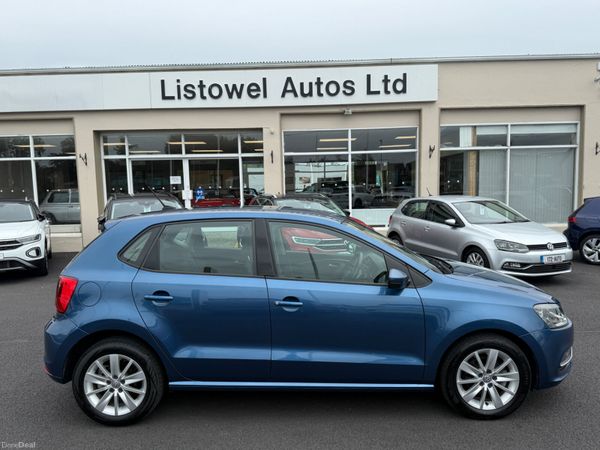 Volkswagen Polo Hatchback, Petrol, 2017, Blue