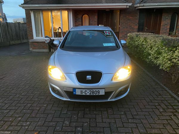SEAT Leon Hatchback, Petrol, 2011, Grey