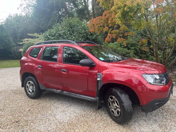 Dacia Duster SUV, Diesel, 2021, Red