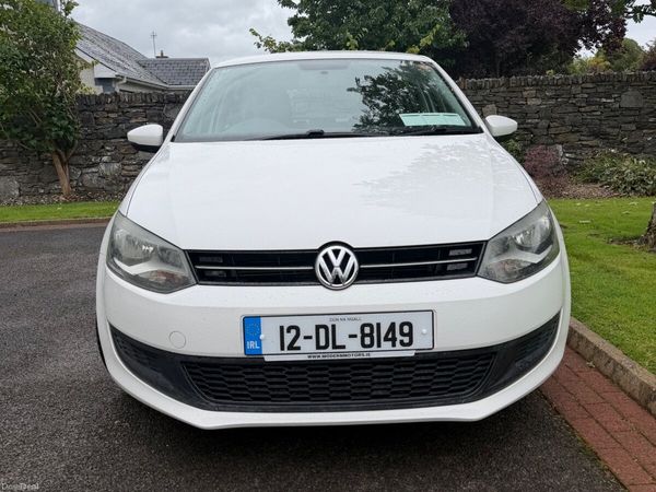 Volkswagen Polo Hatchback, Petrol, 2012, White