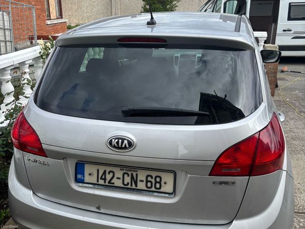 Kia Venga MPV, Diesel, 2014, Silver