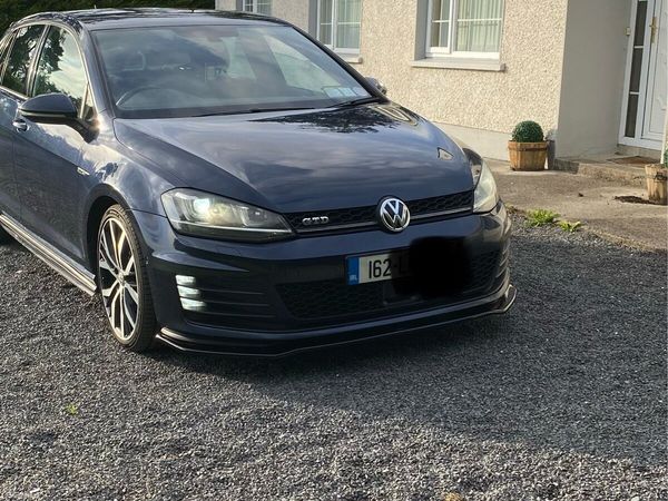 Volkswagen Golf Hatchback, Diesel, 2016, Blue