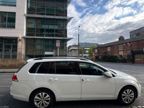 Volkswagen Golf Estate, Petrol, 2015, White