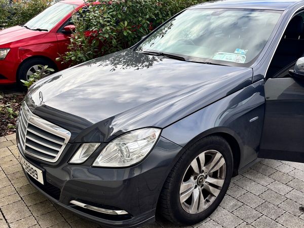 Mercedes-Benz E-Class Saloon, Diesel, 2012, Grey