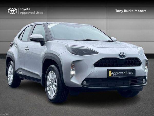 Toyota Yaris Cross SUV, Petrol Hybrid, 2022, Silver