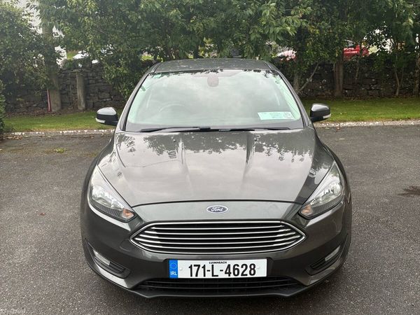 Ford Focus Hatchback, Diesel, 2017, Grey