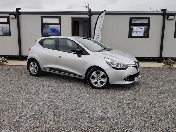 Renault Clio Hatchback, Diesel, 2014, Silver