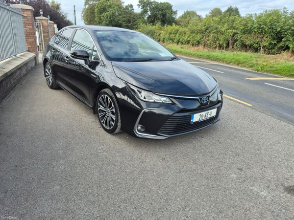Toyota Corolla Saloon, Petrol Hybrid, 2021, Black