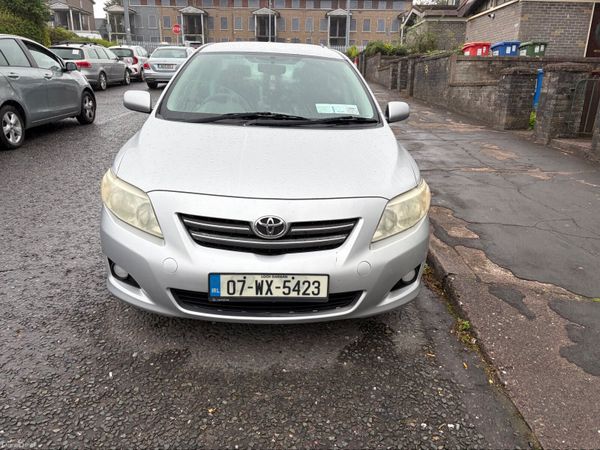Toyota Corolla Saloon, Petrol, 2007, Silver