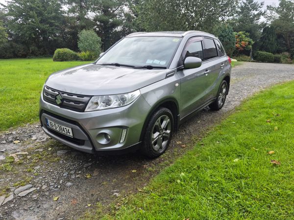 Suzuki Vitara SUV, Petrol, 2016, Grey