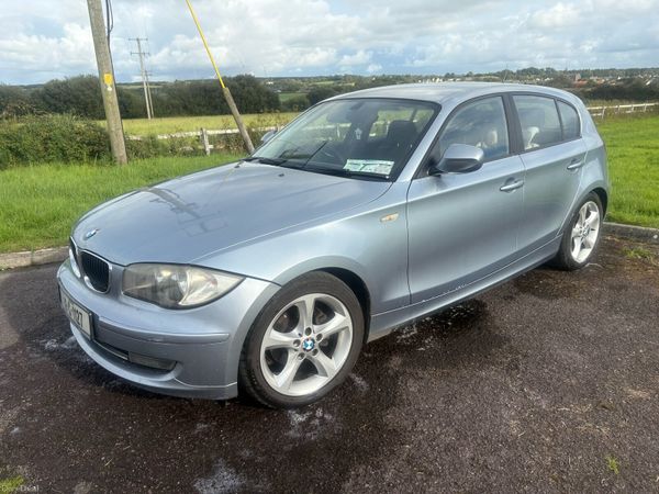 BMW 1-Series Hatchback, Diesel, 2011, Blue