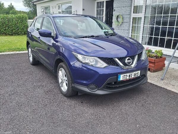 Nissan Qashqai SUV, Diesel, 2017, Blue