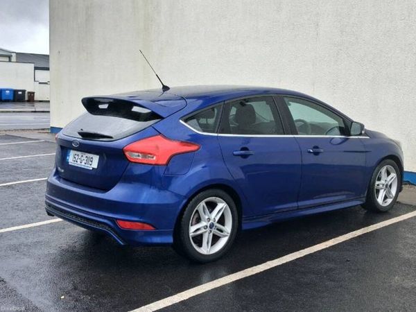 Ford Focus Hatchback, Diesel, 2015, Blue