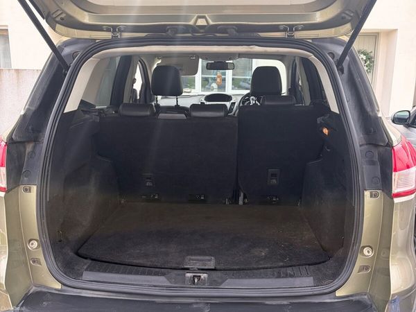 Ford Kuga SUV, Diesel, 2015, Green