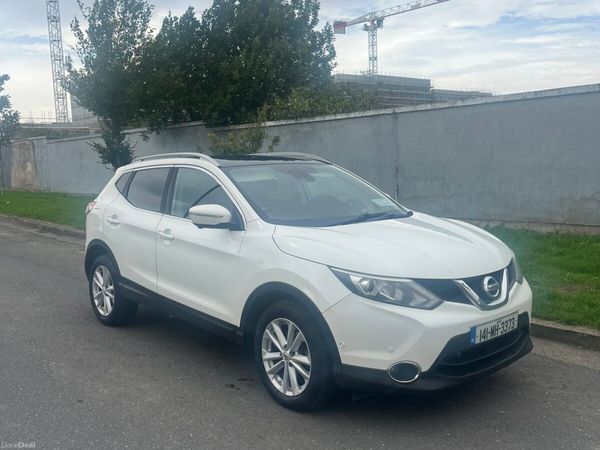 Nissan Qashqai Hatchback, Diesel, 2014, White