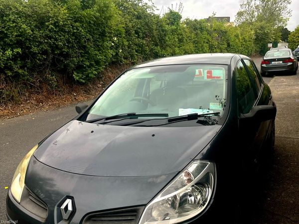 Renault Clio Hatchback, Petrol, 2006, Grey