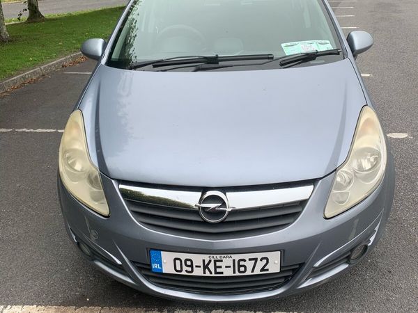 Opel Corsa Hatchback, Diesel, 2009, Silver