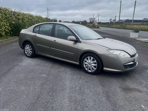Renault Laguna Hatchback, Diesel, 2010, Gold