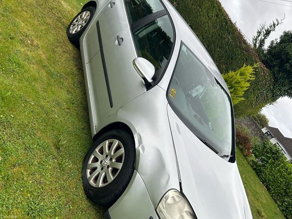 Volkswagen Golf Hatchback, Diesel, 2006, Silver