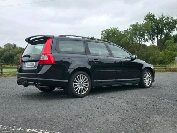 Volvo V70 Estate, Petrol, 2008, Black