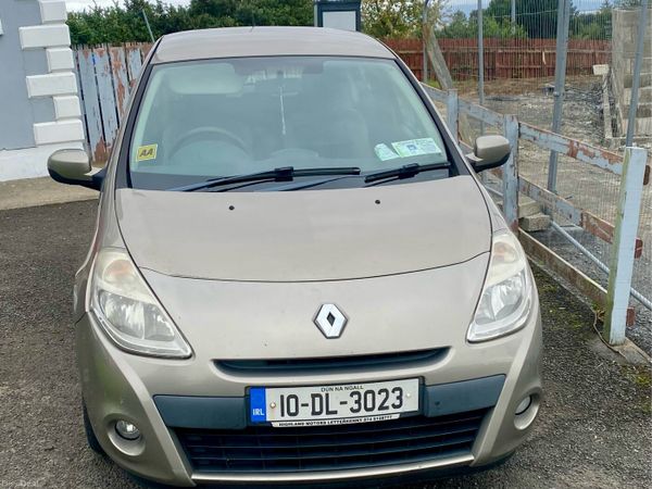 Renault Clio Hatchback, Ethanol Petrol, 2010, Gold