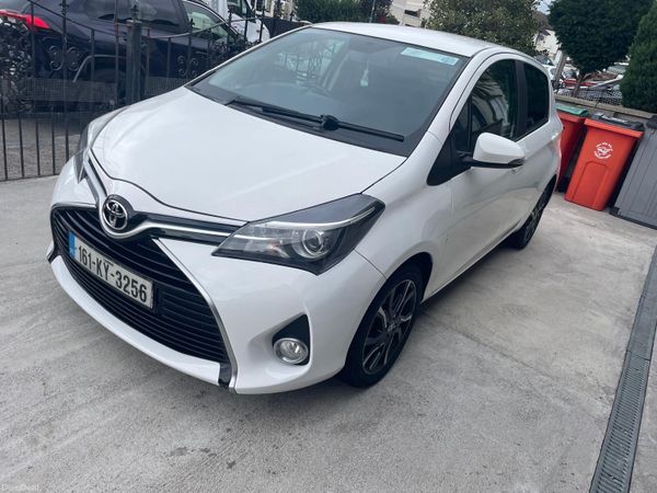 Toyota Yaris Hatchback, Petrol, 2016, White