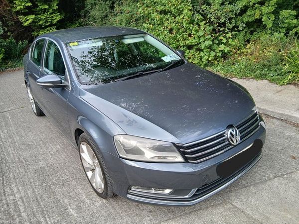Volkswagen Passat Saloon, Diesel, 2013, Grey