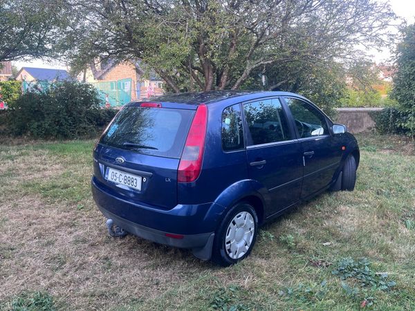 Ford Fiesta Hatchback, Petrol, 2005, Blue