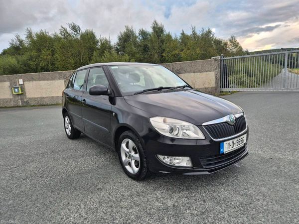 Skoda Fabia Hatchback, Petrol, 2011, Black