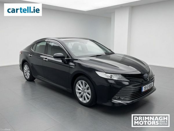 Toyota Camry Saloon, Petrol Hybrid, 2019, Black