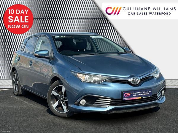 Toyota Auris Hatchback, Diesel, 2016, Blue