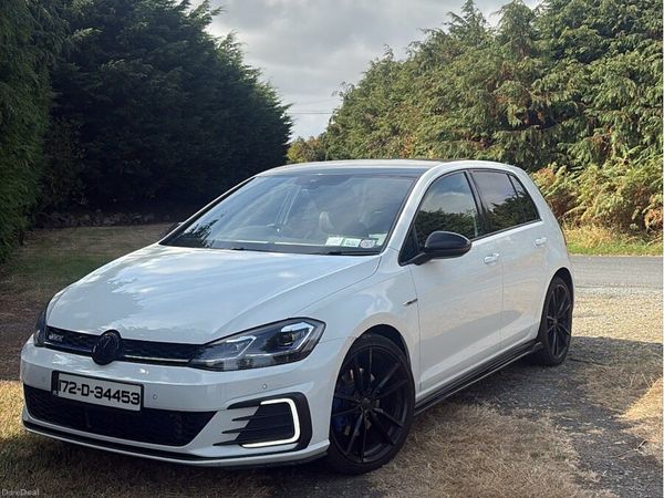 Volkswagen Golf Hatchback, Petrol Plug-in Hybrid, 2017, White